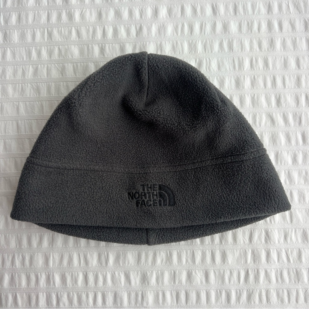 The North Face The Standard Issue Beanie in Grey, Unisex S/M